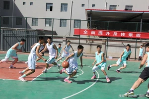 初中生篮球训练内容大全视频
